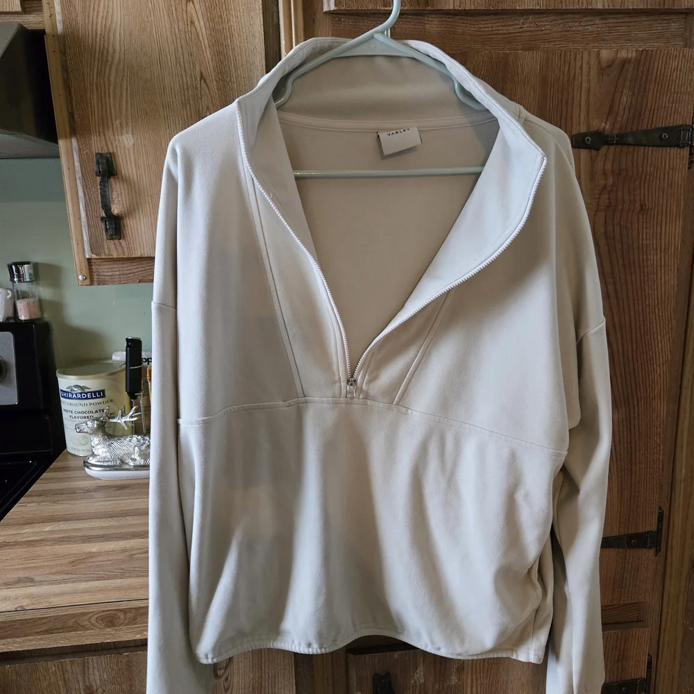 Varley Off-White Quarter-Zip Top - Picture 11 of 11